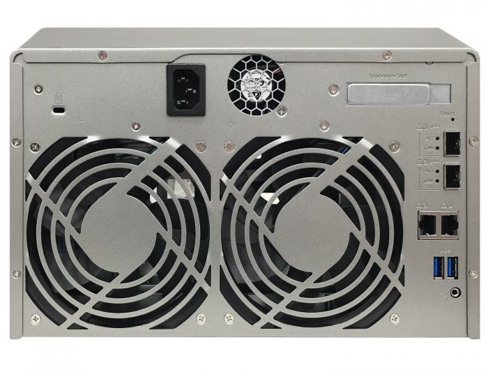 QNAP TS-831X_back